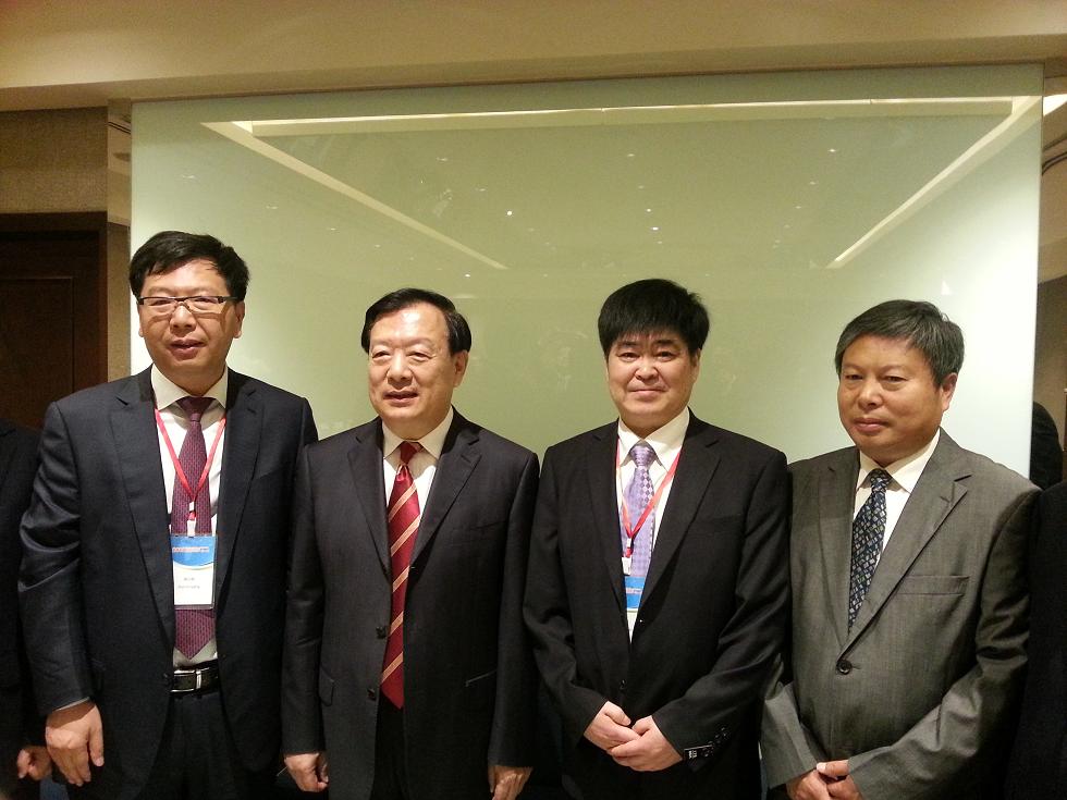 公司董事長(zhǎng)吳漢民隨省委書記夏寶龍及浙江省貿(mào)促會(huì)一行出訪馬來(lái)西亞、斯里蘭卡、阿聯(lián)酋三國(guó).jpg