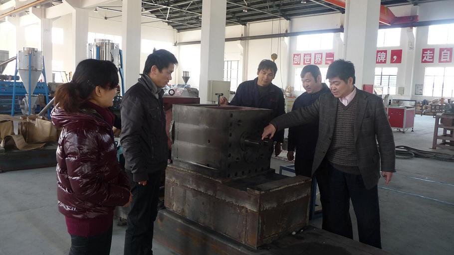 通發(fā)公司以“創(chuàng)建學(xué)習(xí)型黨組織”為抓手，推動“企業(yè)科技創(chuàng)新”.jpg